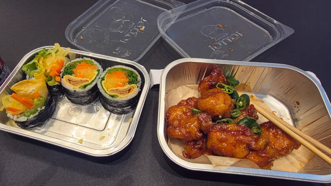 오토김밥 성수점 끼니 사진 — 닭강정